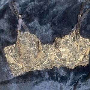 NWT Skarlett Blue Lace Underwire Bra in Black and Gold